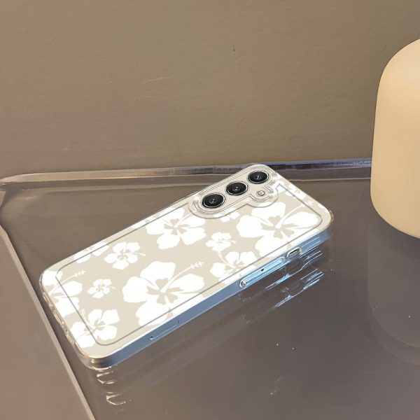 A Scattered White Bow Phone Case Suitable for Samsung Galaxy A02 A03S A04 A05S A06 A13 A14 A15 A16 5G A21S A22 A23 A24 A25 A32 A34 A35 A50 A52 A53 A54 A55 A73 S21 Ultra S22 Plus S23+ S24 FE, Featuring a Cartoon Design, Transparent, Shockproof, Full Covera - Image 4